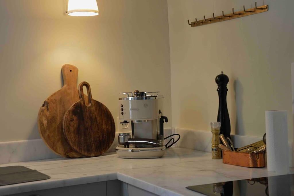 La Loge Familiale: 110M2, Place Rose Goudard, Ac LʼIsle-sur-la-Sorgue Εξωτερικό φωτογραφία