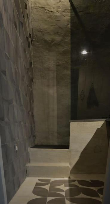 La Loge Familiale: 110M2, Place Rose Goudard, Ac LʼIsle-sur-la-Sorgue Εξωτερικό φωτογραφία