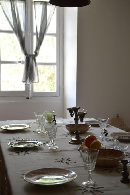 La Loge Familiale: 110M2, Place Rose Goudard, Ac LʼIsle-sur-la-Sorgue Εξωτερικό φωτογραφία