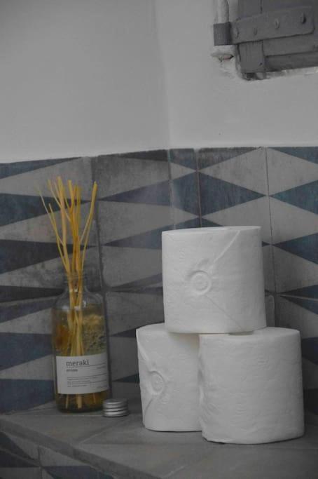 La Loge Familiale: 110M2, Place Rose Goudard, Ac LʼIsle-sur-la-Sorgue Εξωτερικό φωτογραφία