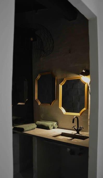 La Loge Familiale: 110M2, Place Rose Goudard, Ac LʼIsle-sur-la-Sorgue Εξωτερικό φωτογραφία